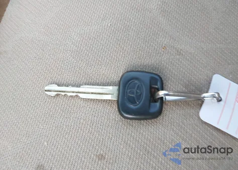 2003 Toyota Echo Base (M5) from USA, damaged, VIN JTDBT123X30283167